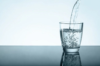 Wasserglas&nbsp;&copy;&nbsp;Adobe Stock